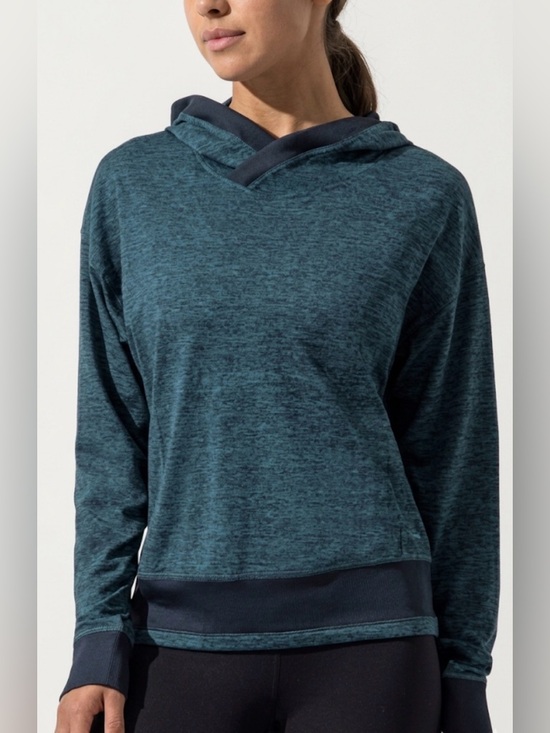 Mondetta Tops - Mondetta Performance Luxury Pullover Hoodie